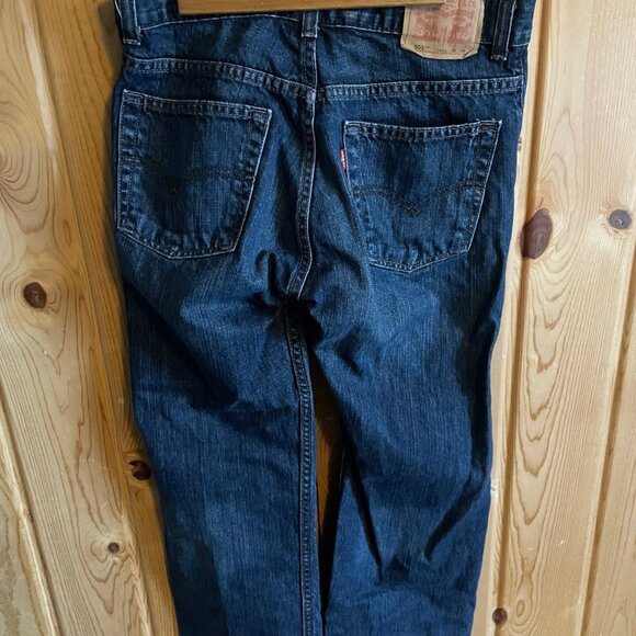 Levi's - Picture 4 of 4